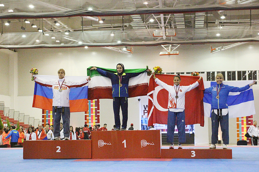 Individuals_F_Under_40_Award__Ceremony_1