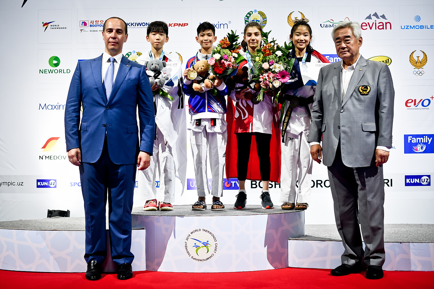 Awarding Ceremony for W-29kg